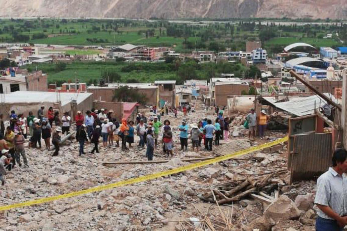 3 muertos por huaico en Arequipa, distrito de Aplao