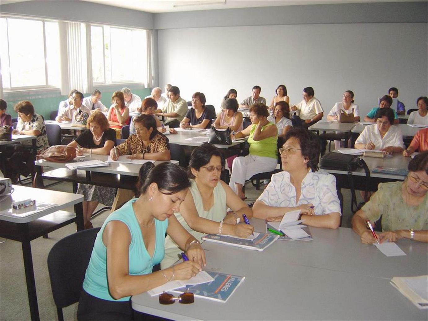 Todos los docentes deberán quedarse en casa | Fotografía referencial