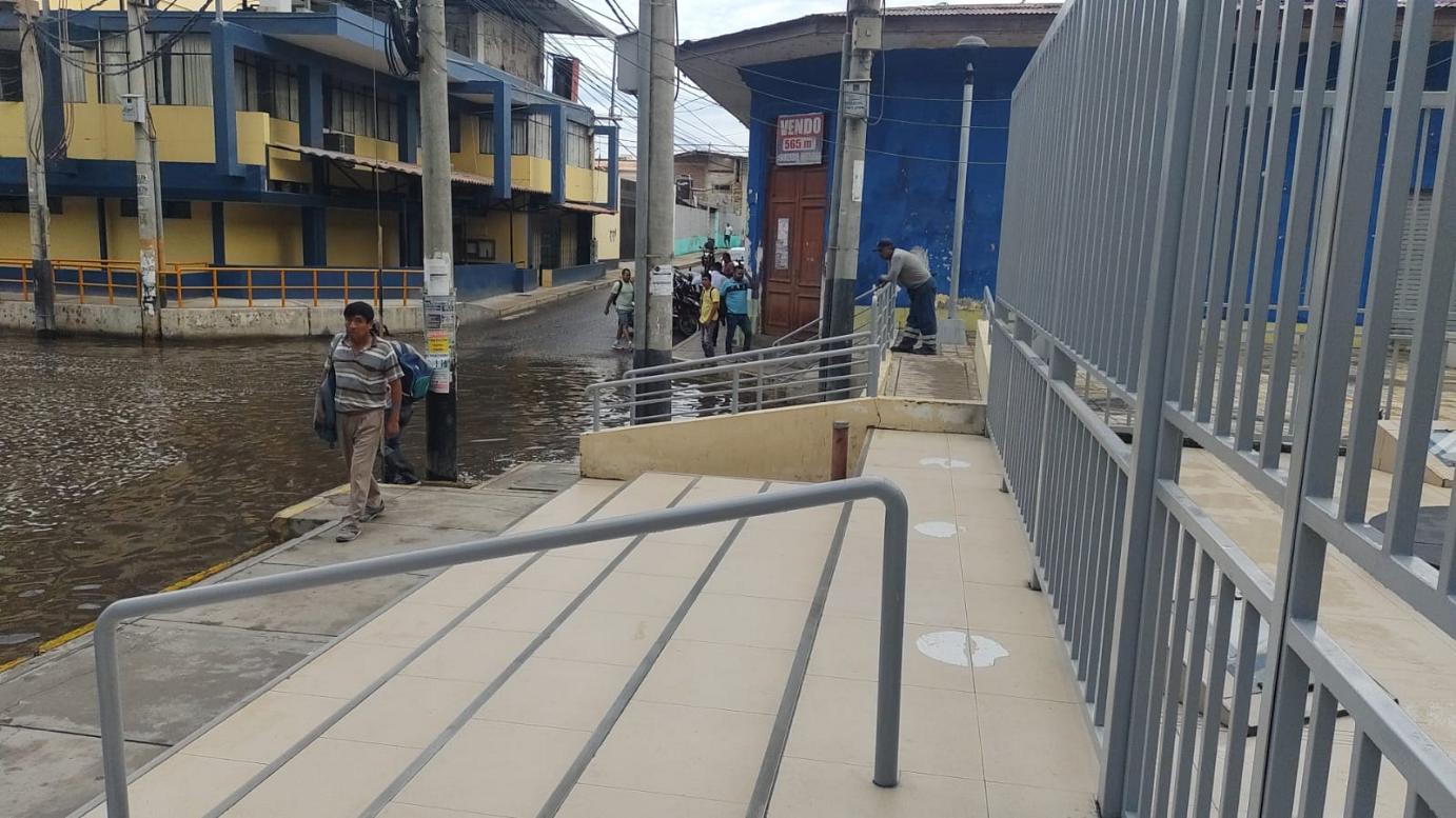 Calles anegadas con pequeña lluvia | Imágenes Senamhi